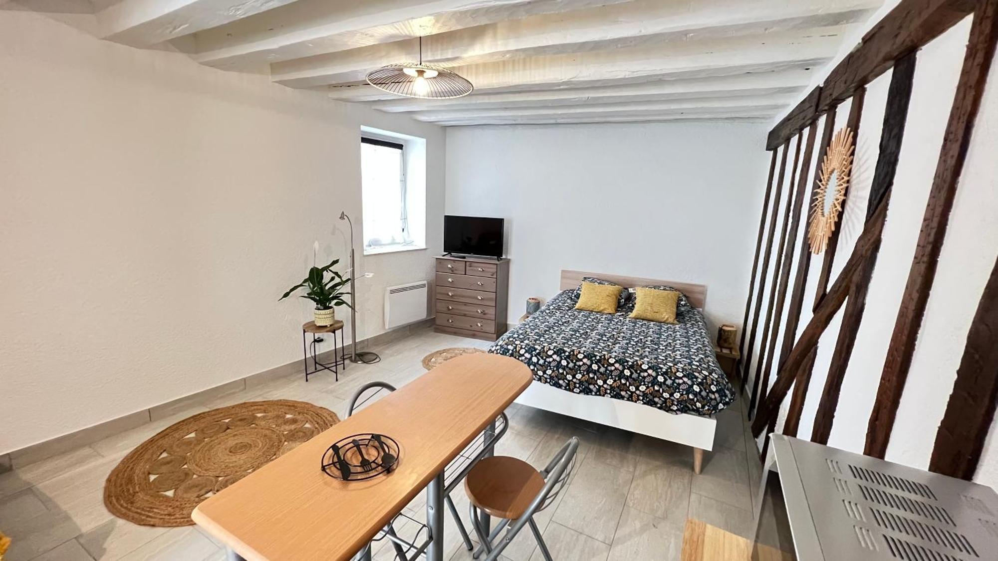 Le Logis De La Tour Apartment Amboise Bagian luar foto