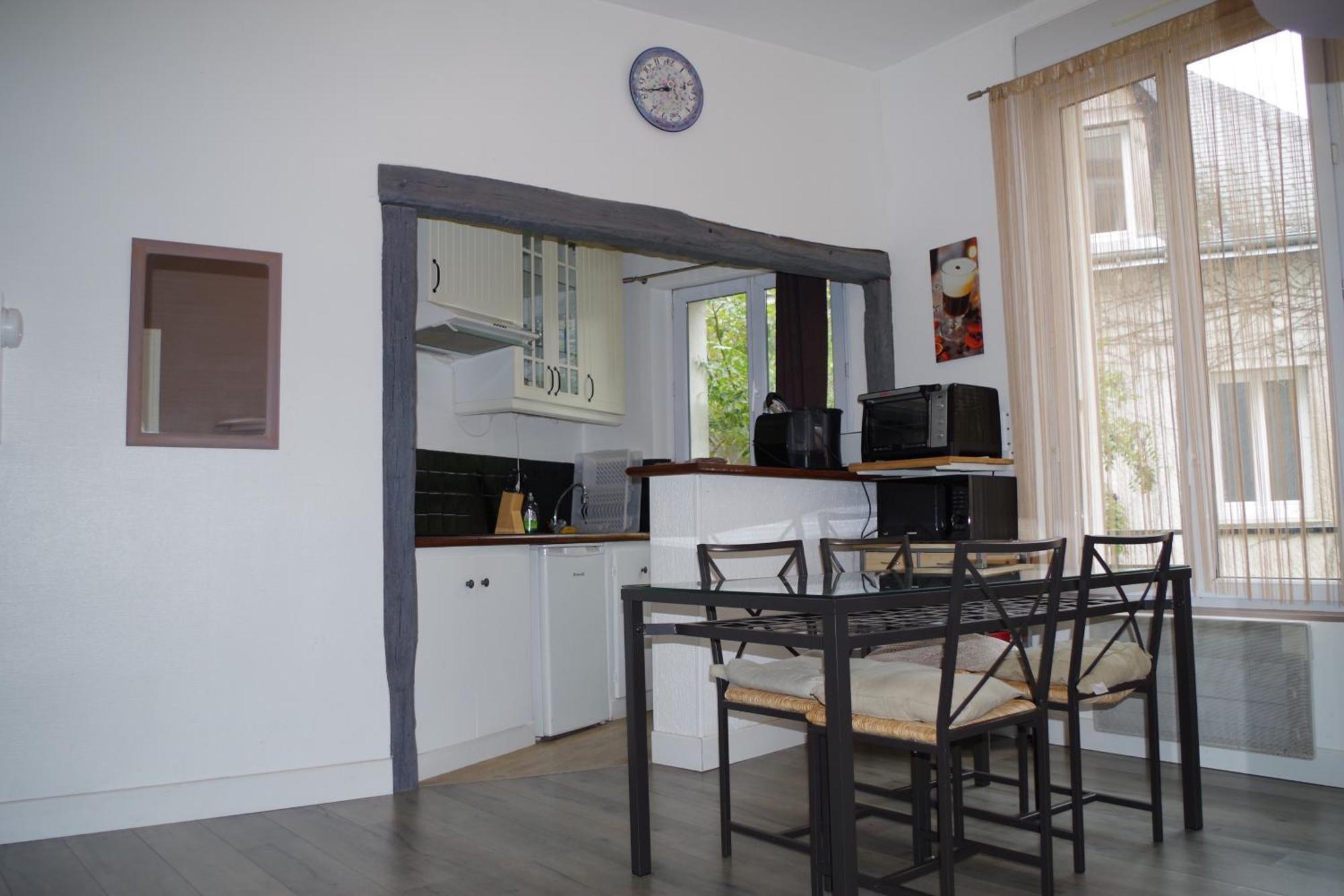 Le Logis De La Tour Apartment Amboise Bagian luar foto