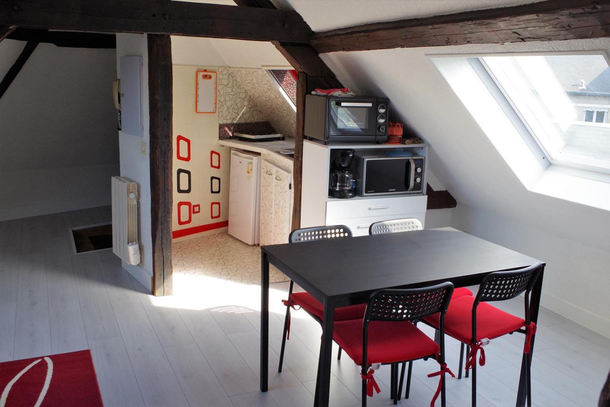 Le Logis De La Tour Apartment Amboise Bagian luar foto